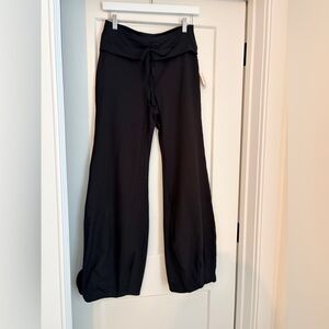 NWT FP Movement Women's Quick Step
Bubble Pants